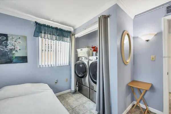 460 BASE AVE E #113, Venice, FL 34285