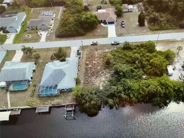 12338 KNEELAND TER, Port Charlotte, FL 33981