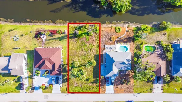 22 MARK TWAIN LN, Rotonda West, FL 33947