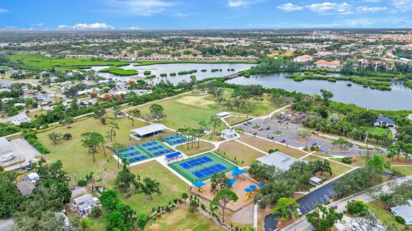 COLONIA LN, Nokomis, FL 34275