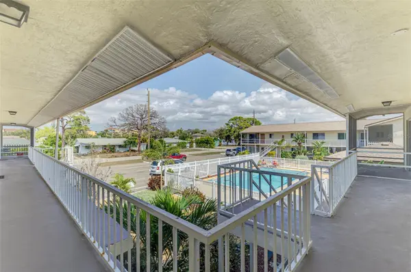 320 BASE AVE E #224, Venice, FL 34285