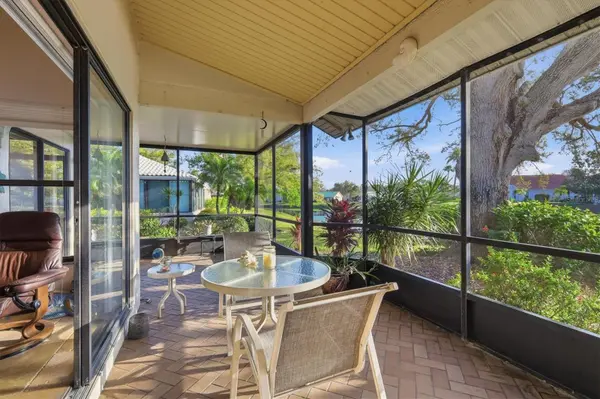 260 SOUTHAMPTON DR #312, Venice, FL 34293
