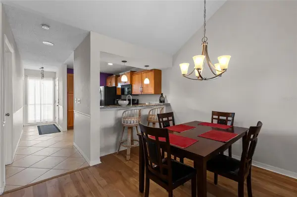 410 CERROMAR CIR S #242, Venice, FL 34293