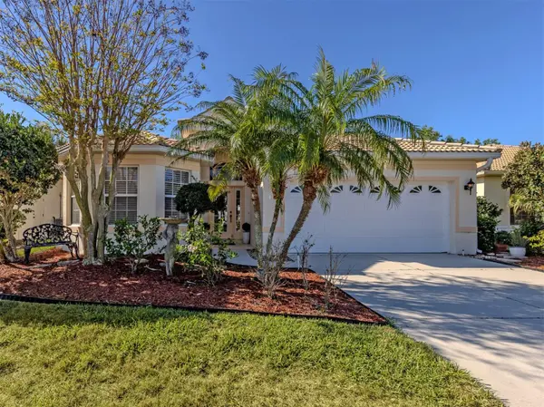 404 PINEWOOD LAKE DR, Venice, FL 34285