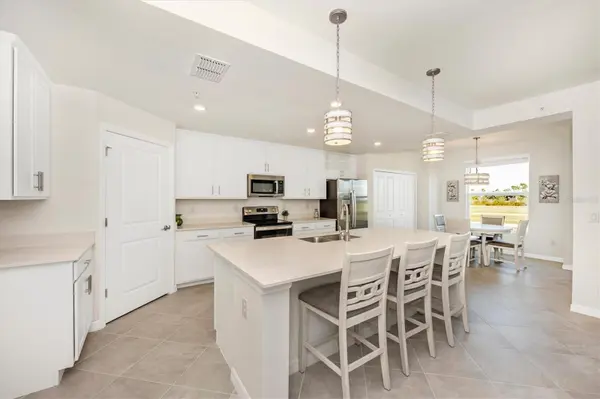 12550 GALAPAGOS ST #104, Venice, FL 34293