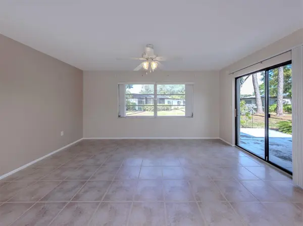 6108 GREEN VIEW DR #143, Sarasota, FL 34231