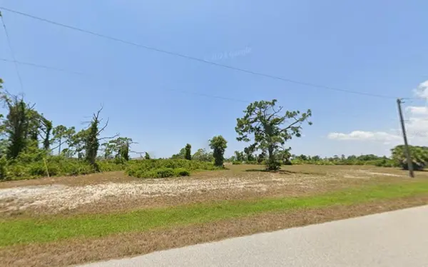 82 MASTHEAD RD, Placida, FL 33946