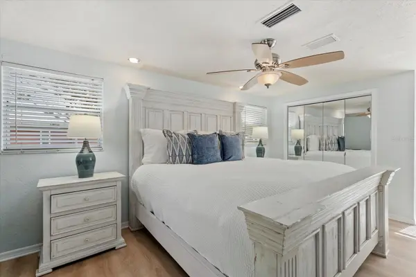 5868 DENISON DR, Venice, FL 34293