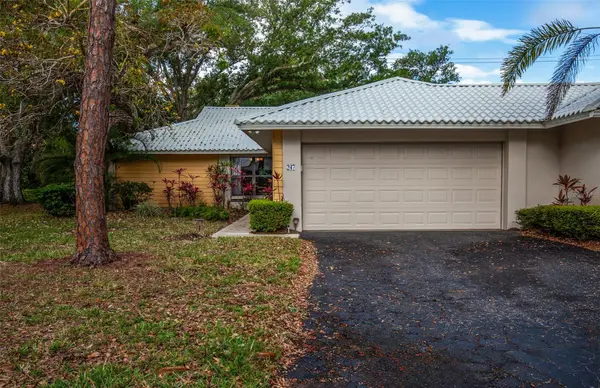 247 SOUTHAMPTON LN #272, Venice, FL 34293