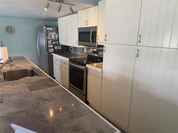 6190 DAFFODIL RD, Venice, FL 34293