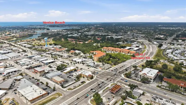 629 E VENICE AVE, Venice, FL 34285