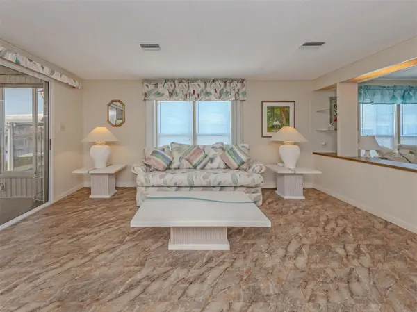 132 MARTINIQUE RD, North Port, FL 34287