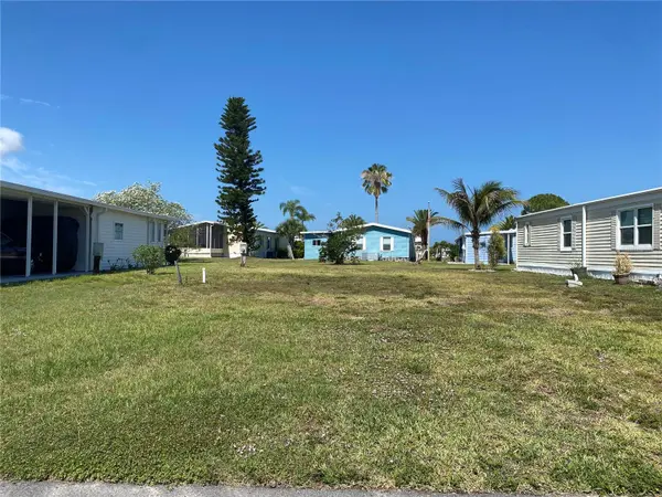 530 PARKWOOD AVE, North Port, FL 34287
