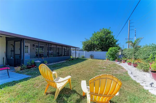 1768 BANYAN DR, Venice, FL 34293