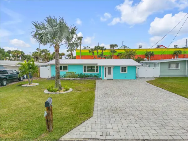 921 E 2ND AVE, New Smyrna Beach, FL 32169