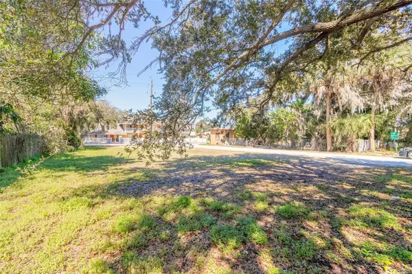124 DIMMICK ST, New Smyrna Beach, FL 32168