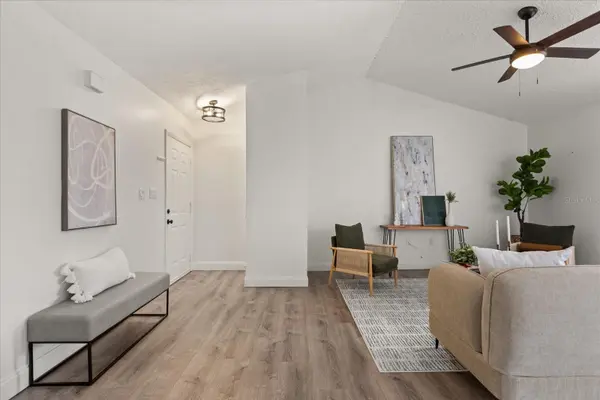 494 W PAR ST, Orlando, FL 32804