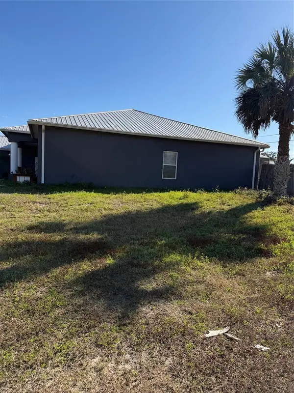 2904 JUNIPER DR, Edgewater, FL 32141