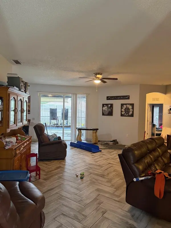 2904 JUNIPER DR, Edgewater, FL 32141