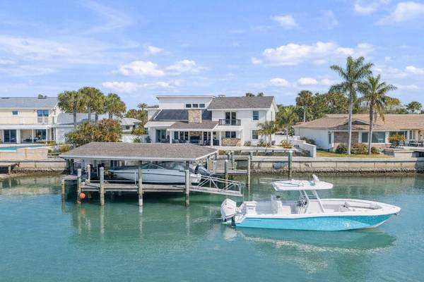 102 VIA DUOMO, New Smyrna Beach, FL 32169