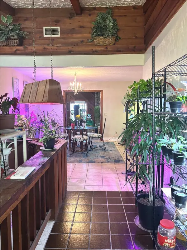 6 FAIRGREEN AVE, New Smyrna Beach, FL 32168