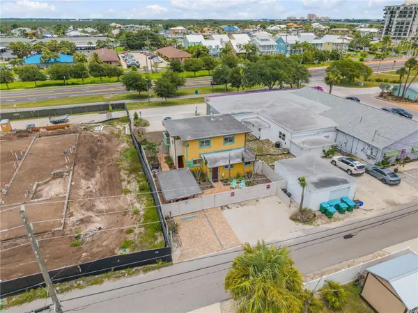 472 N CAUSEWAY, New Smyrna Beach, FL 32169
