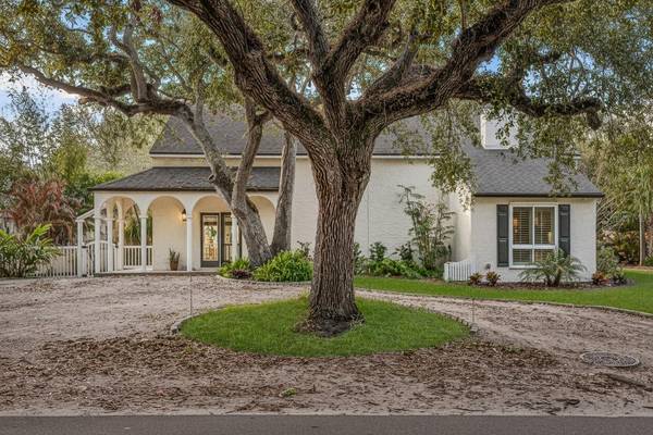 111 ESTHER ST, New Smyrna Beach, FL 32169