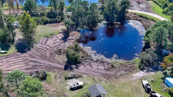 806 W ARIEL RD, Edgewater, FL 32141
