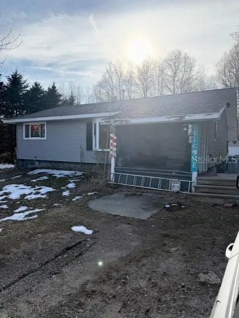 5297 N HUGHES AVE, Fountain, MI 49410