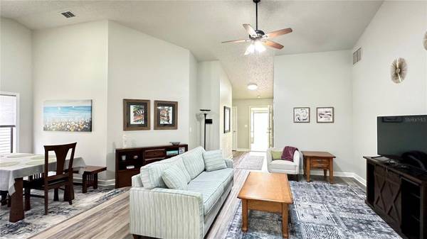 782 PINE SHORES CIR, New Smyrna Beach, FL 32168