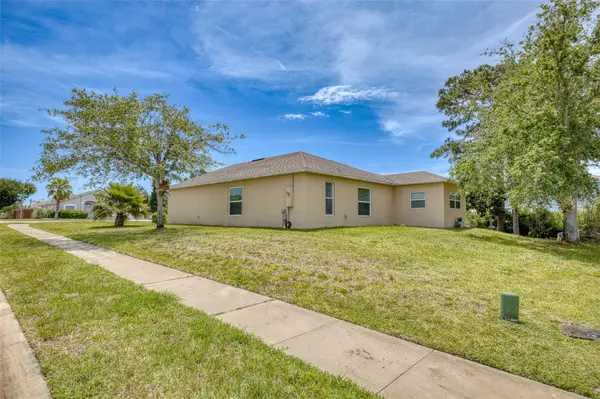 320 BROKEN OAK DR, Edgewater, FL 32141