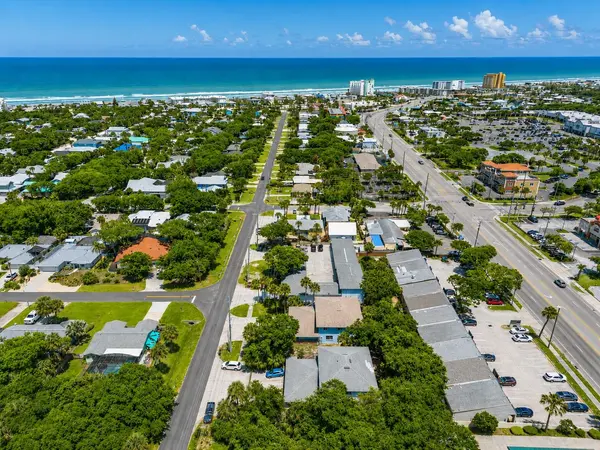 601 E 2ND AVE, New Smyrna Beach, FL 32169