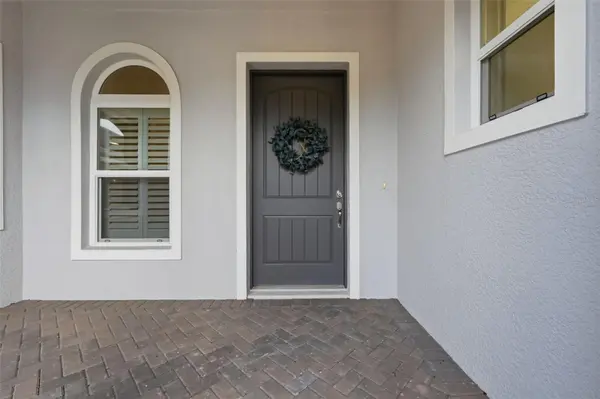 5066 GREENS DR, Lady Lake, FL 32159