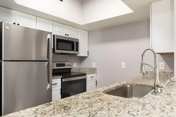 13015 PLANTATION PARK CIR #1027, Orlando, FL 32821
