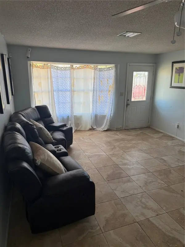 750 NE HAMPTON DR, Palm Bay, FL 32905