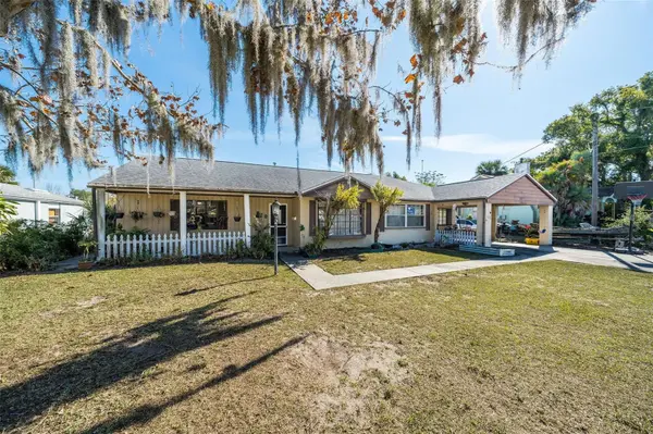 708 N SAINT CLAIR ABRAMS AVE, Tavares, FL 32778