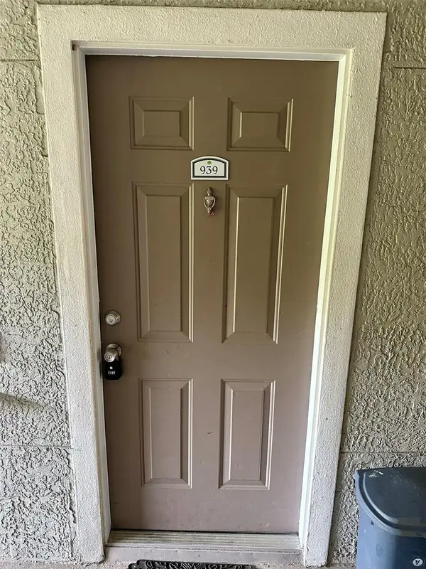 3373 S KIRKMAN RD #939, Orlando, FL 32811