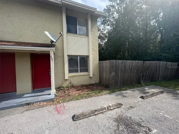 207 S MOSS RD, Winter Springs, FL 32708