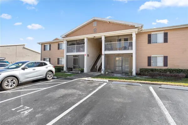 145 N PEARL LAKE CSWY #106, Altamonte Springs, FL 32714