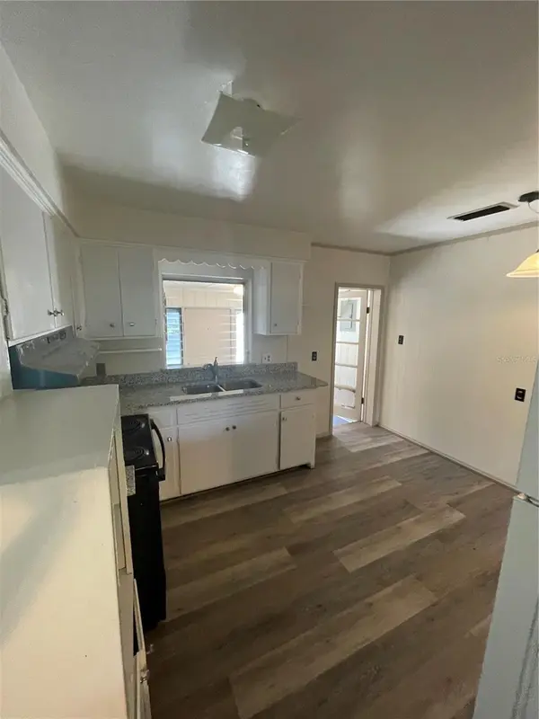 143 E SOUTH ST, Deland, FL 32724
