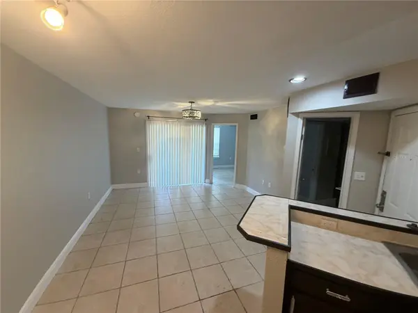 1916 LAKE ATRIUMS CIR #28, Orlando, FL 32839