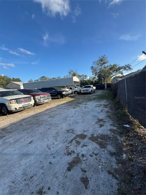 1050 NURSERY RD, Winter Springs, FL 32708