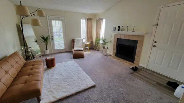 4400 THORNBRIAR LN #201, Orlando, FL 32822