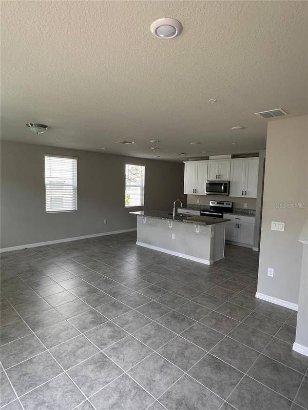 2040 MILKWEED ST, Ocoee, FL 34761