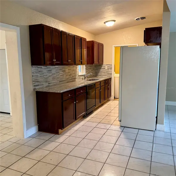 5715 ELON DR, Orlando, FL 32808