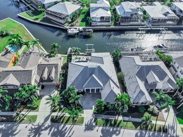 714 ISLEBAY DR, Apollo Beach, FL 33572