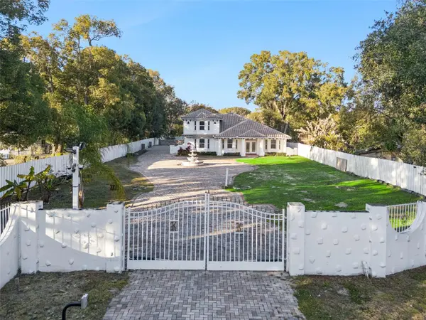 20 REWIS ST, Ocoee, FL 34761