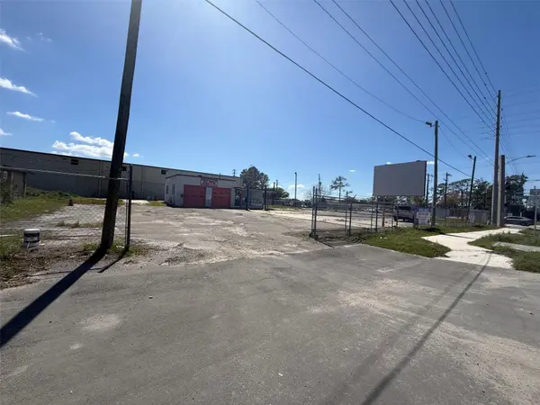 3960 SILVER STAR RD, Orlando, FL 32808