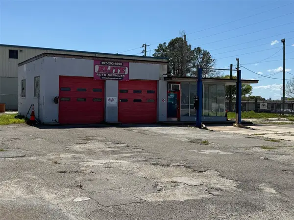 3960 SILVER STAR RD, Orlando, FL 32808