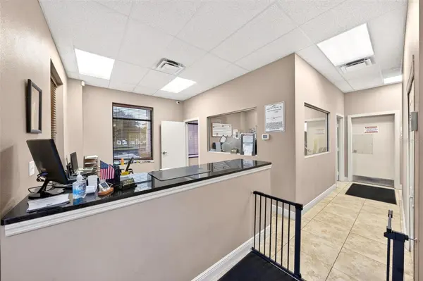 551 S ECON CIR, Oviedo, FL 32765